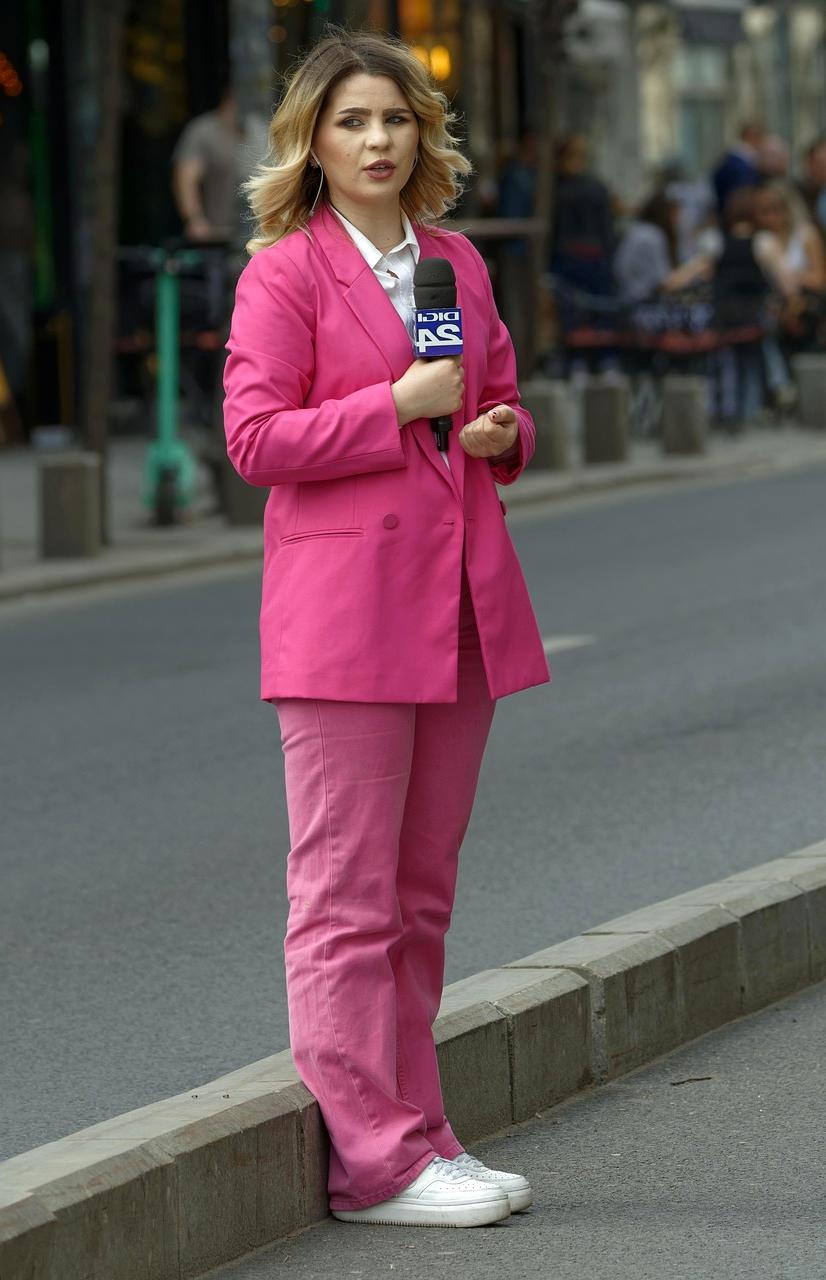Sarah O'Connell, Senior Reporter